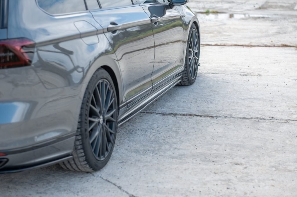 Maxton Design slenksčių apdailos Volkswagen Passat B8 R line