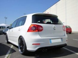 eng_pl_REAR-VALANCE-VW-GOLF-V-R32-with-1-exhaust-hole-for-GTI-exhaust-365_1