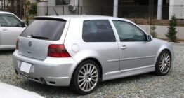 eng_pl_SIDE-SKIRTS-GOLF-4-3-DOOR-R32-LOOK-161_1