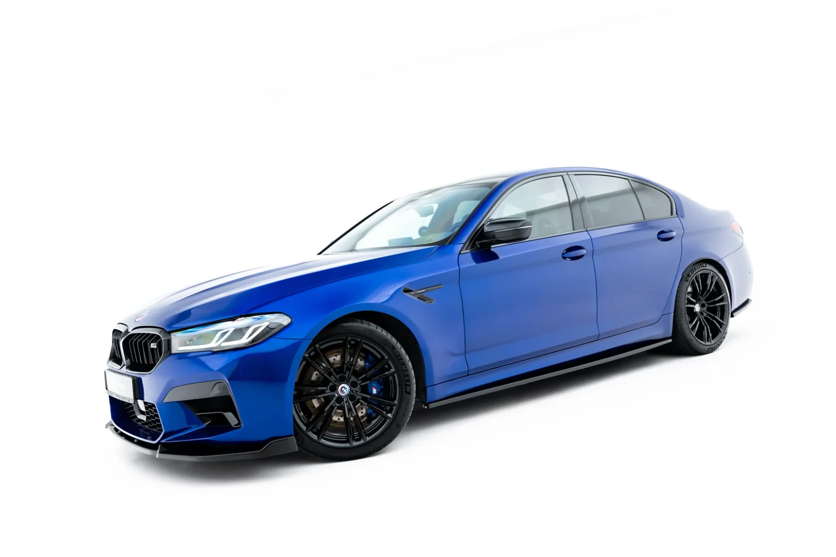 pol_pl_Dokladki-Progow-V-1-BMW-M5-F90-Facelift-23869_3