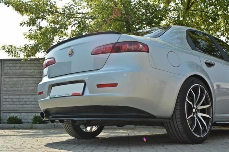 eng_pl_CENTRAL-REAR-SPLITTER-ALFA-ROMEO-159-with-vertical-bars-5430_4