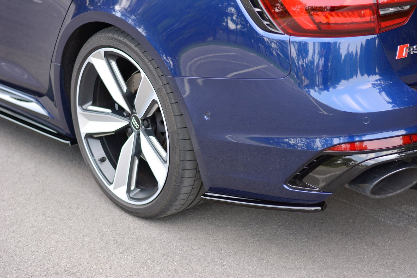 eng_pl_Rear-Side-Splitters-Audi-RS4-B9-Avant-8068_2