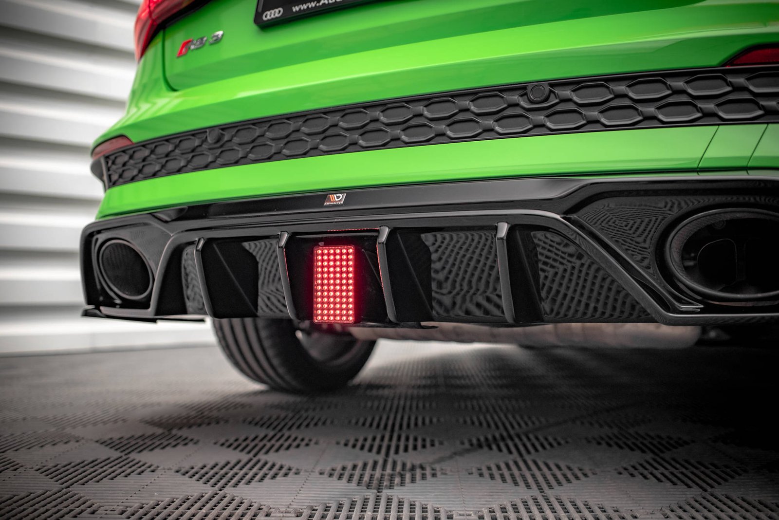 eng_pl_Led-Stop-Light-Audi-RS3-8Y-16054_5