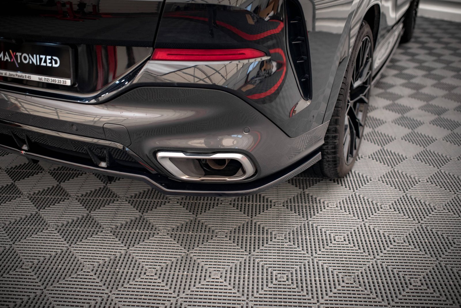 eng_pl_Central-Rear-Splitter-with-vertical-bars-V-2-BMW-X6-M-Pack-G06-16545_2