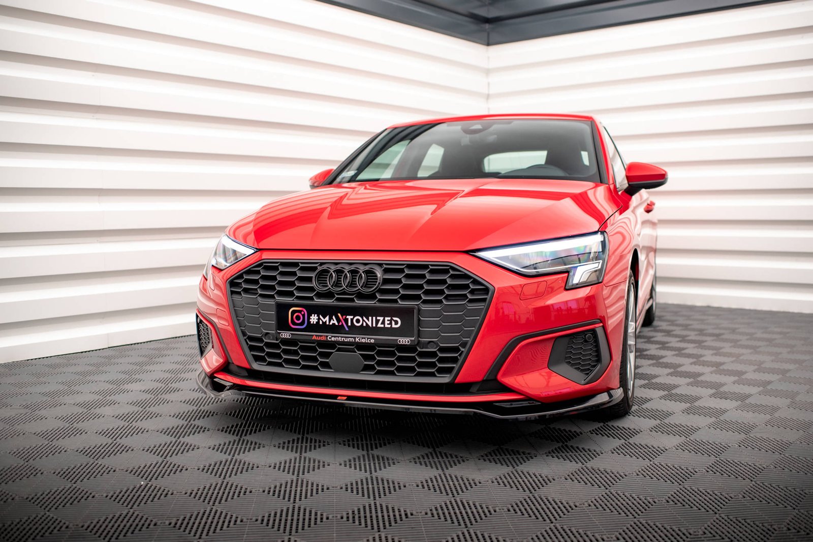 eng_pl_Front-Splitter-V-2-Audi-A3-8Y-16960_5