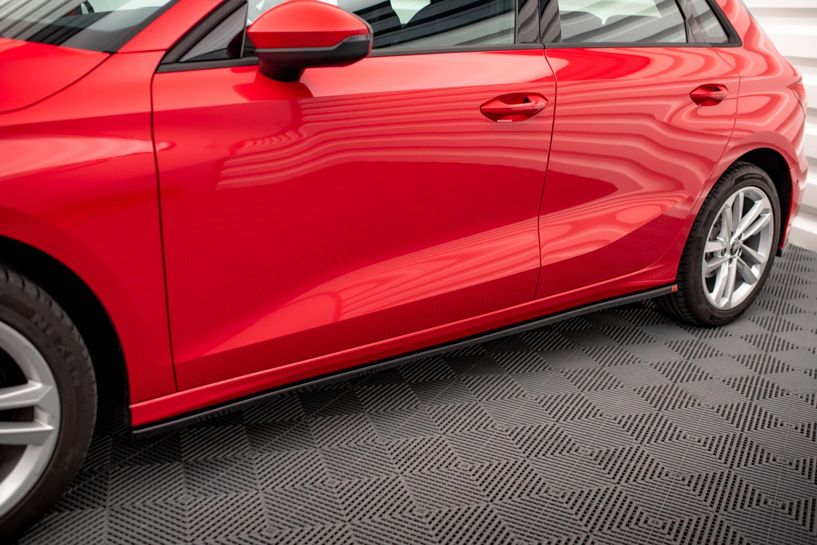 eng_pl_Side-Skirts-Diffusers-Audi-A3-8Y-16968_3