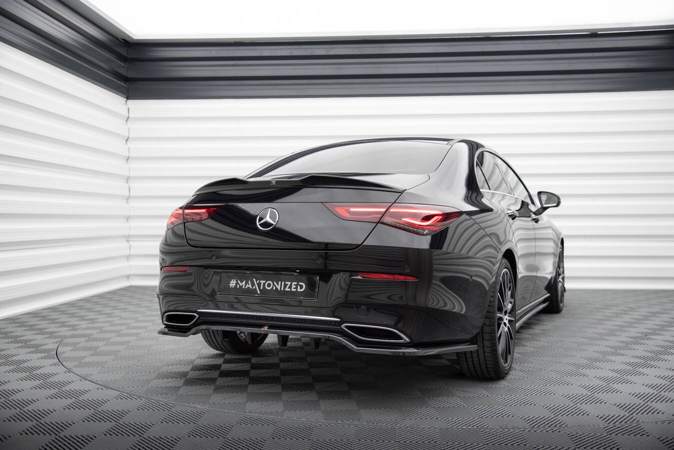 eng_pl_Central-Rear-Splitter-with-vertical-bars-Mercedes-Benz-CLA-Coupe-C118-19358_3