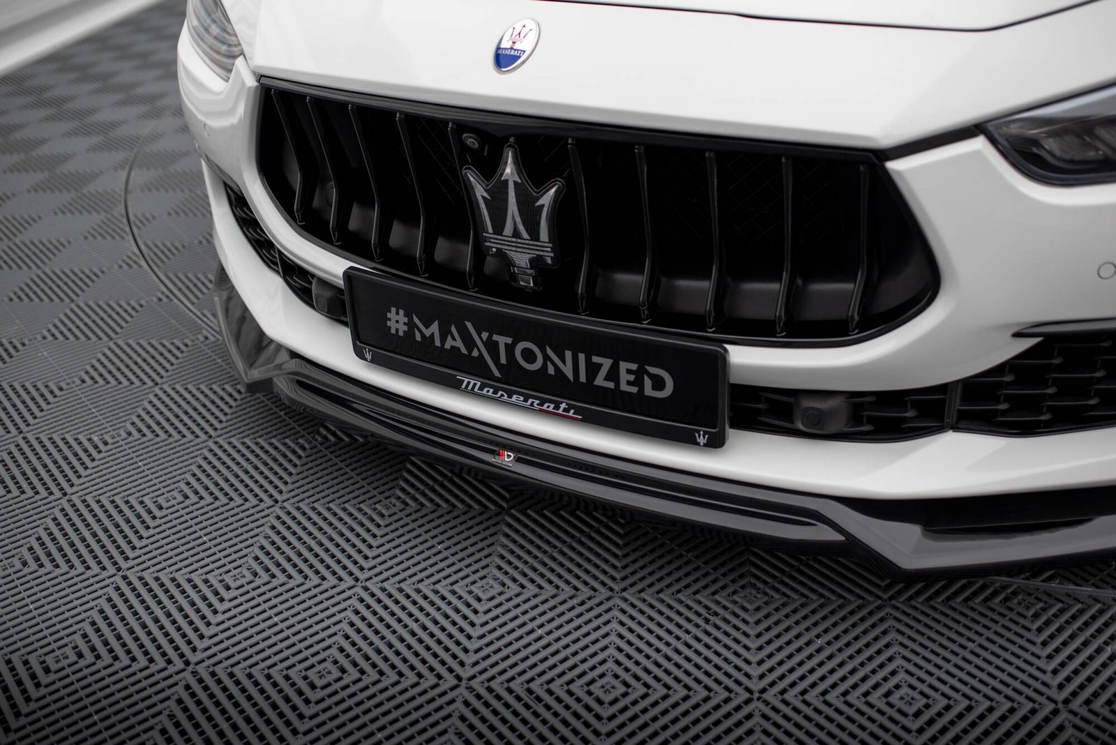 eng_pl_Front-Splitter-V-2-Maserati-Ghibli-Mk3-Facelift-19113_5
