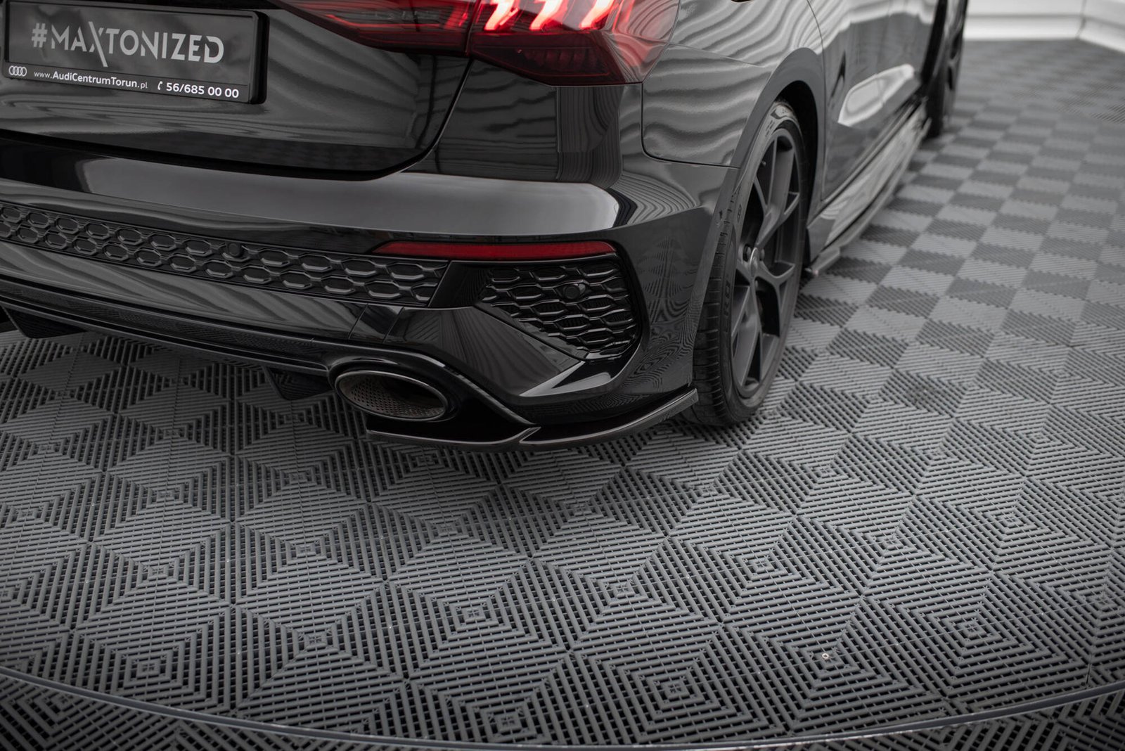 eng_pl_Rear-Side-Splitters-V-1-Audi-RS3-Sportback-8Y-19158_3