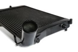 intercooler-vw-golf-mk5-6-scirocco-eos-2-0-tfsi-gti-tdi-stage-2-sam-intercooler_2.jpg