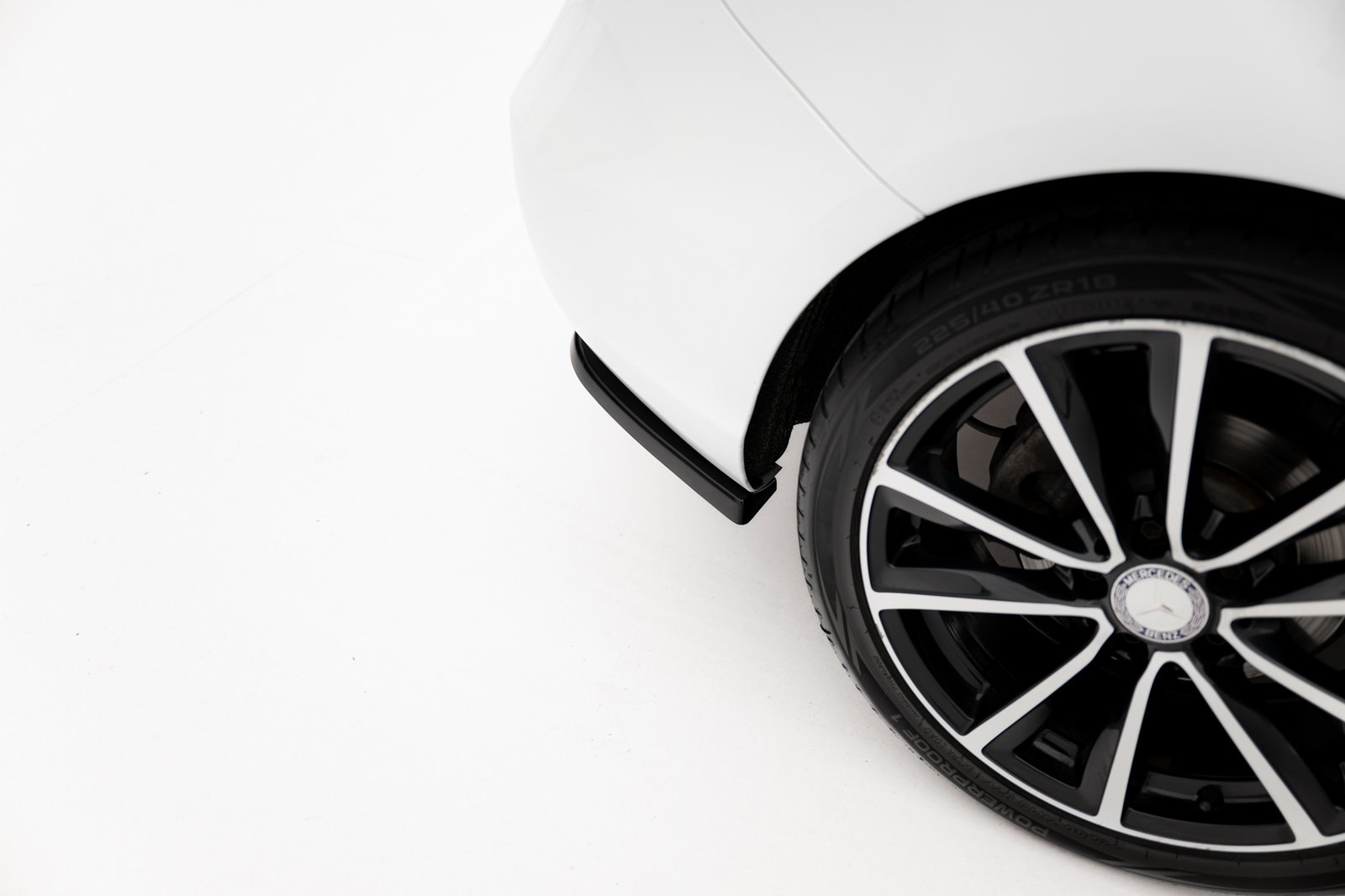 pol_po_Rear-Side-Splitters-Mercedes-Benz-B-W246-22740_4.jpg