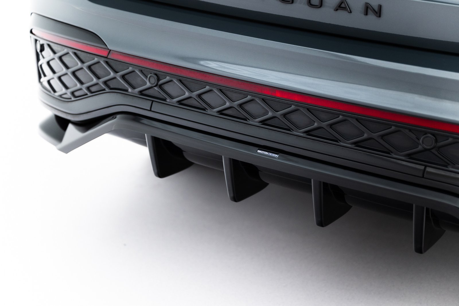 eng_pl_Rear-Splitter-with-vertical-bars-Volkswagen-Tiguan-R-Line-Mk3-23463_1