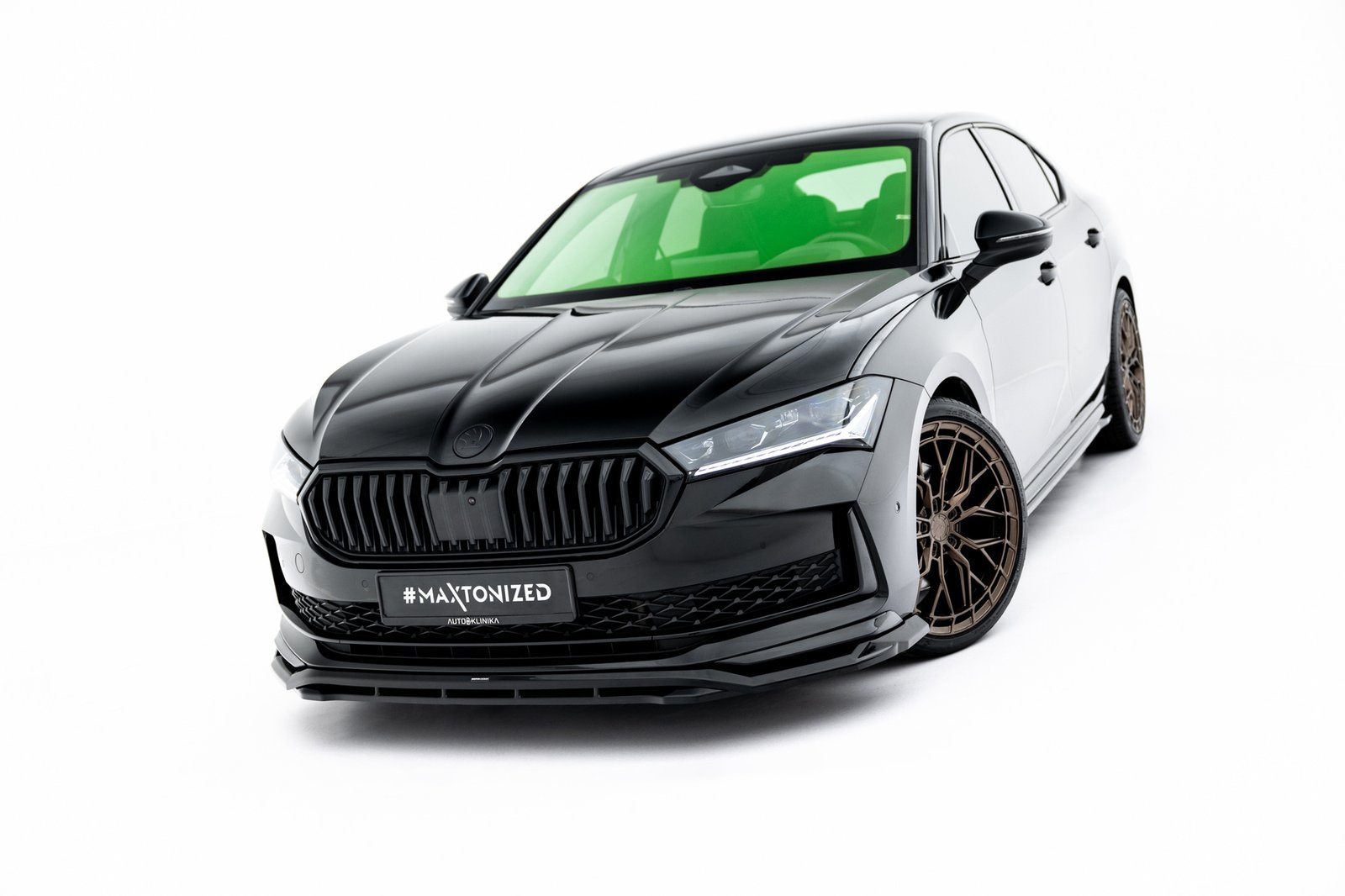eng_pl_Front-Splitter-V-1-Skoda-Superb-Sportline-Mk4-23679_5