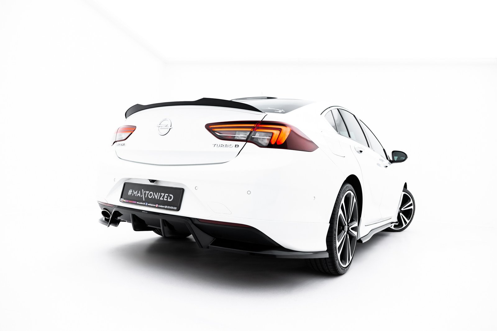 eng_pl_Rear-Splitter-with-vertical-bars-Opel-Insignia-OPC-Line-Mk2-23607_6