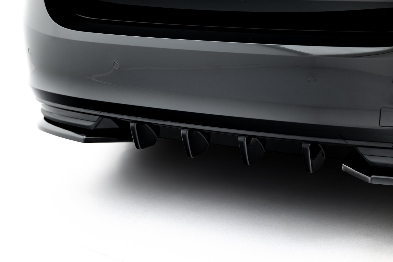 eng_pl_Rear-Valance-Skoda-Superb-Sportline-Mk4-23676_3