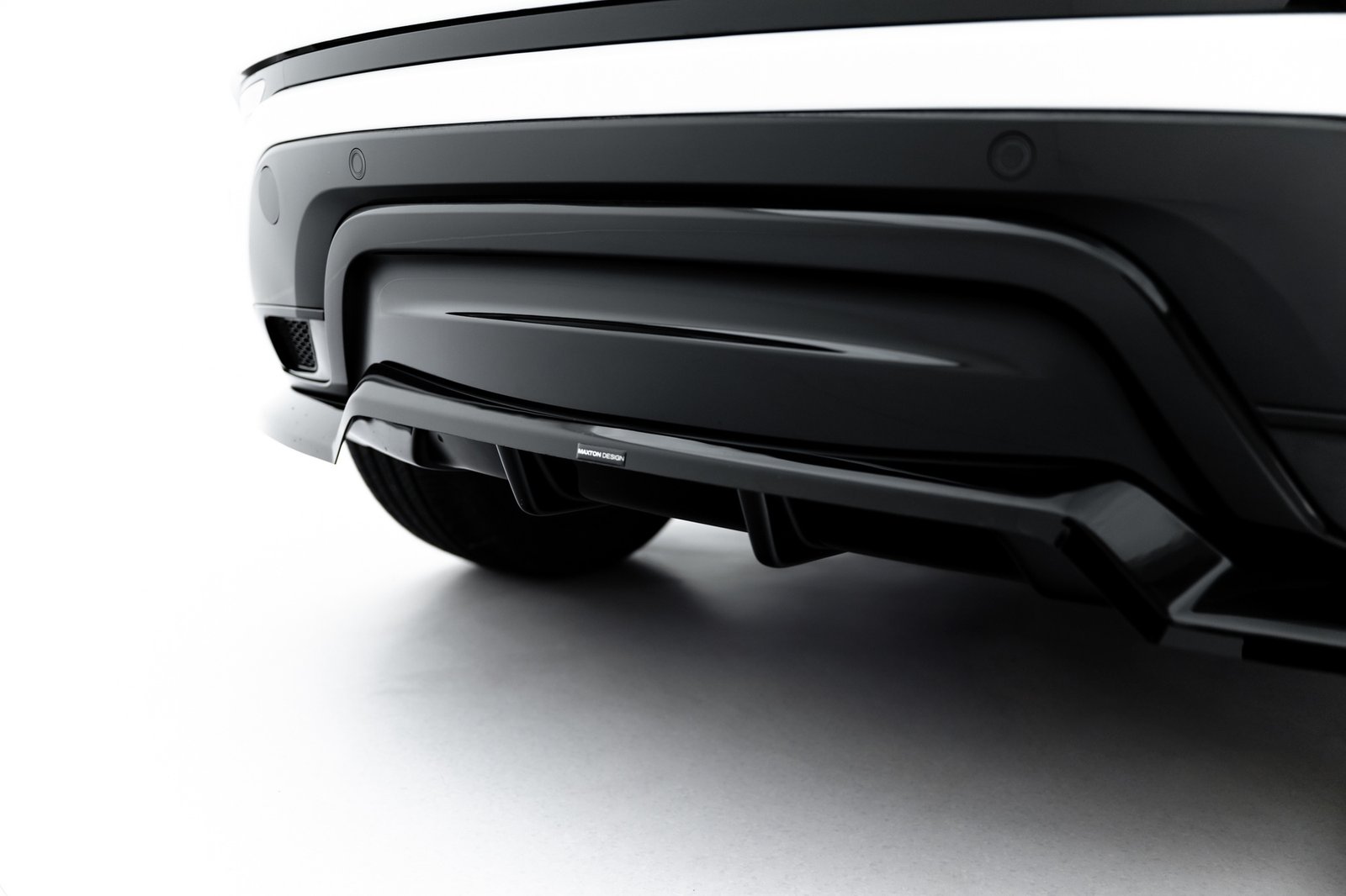 eng_pl_Rear-Splitter-with-vertical-bars-Land-Rover-Range-Rover-Evoque-Dynamic-Mk2-23693_1