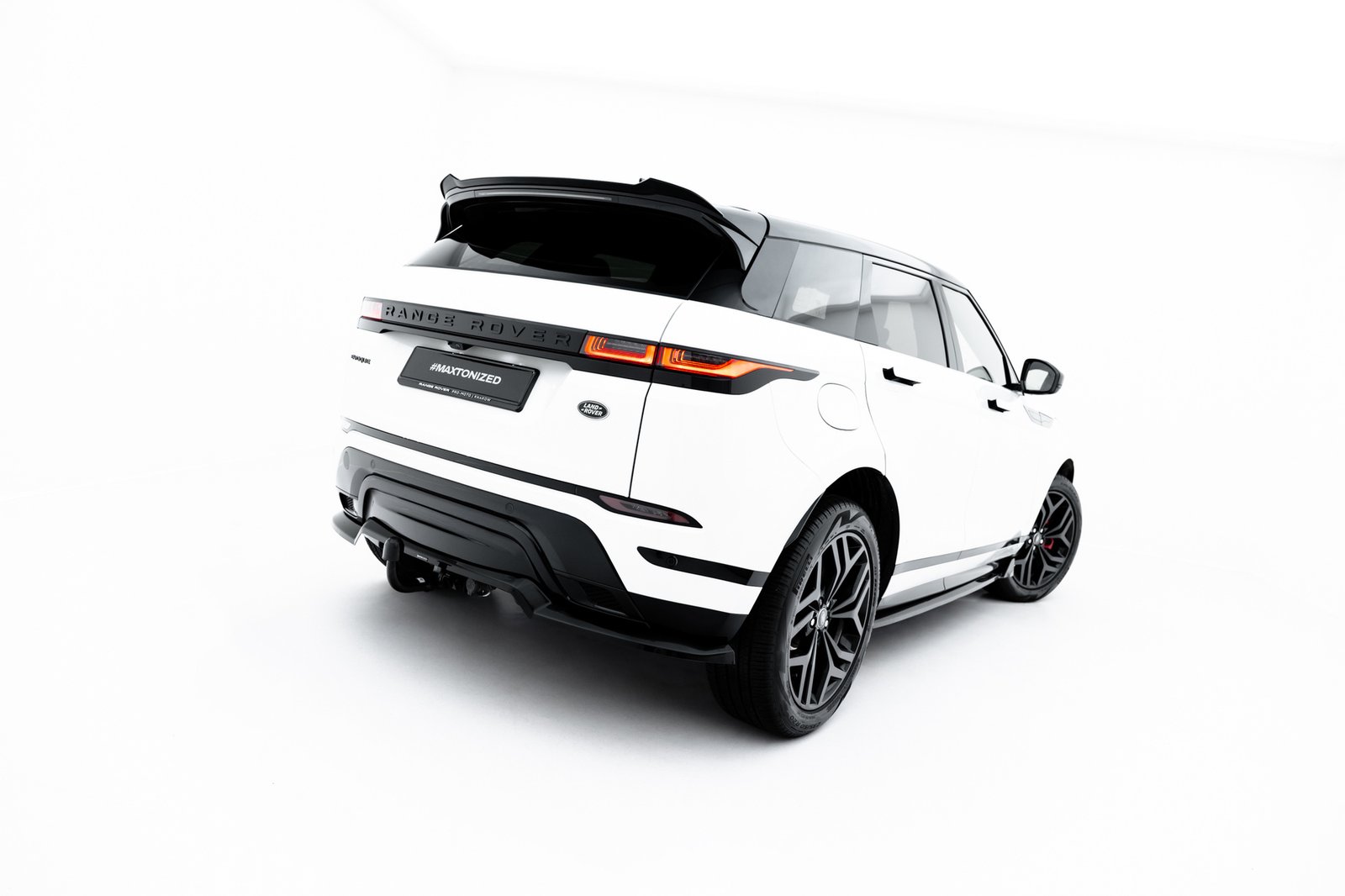 eng_pl_Rear-Splitter-with-vertical-bars-Land-Rover-Range-Rover-Evoque-Dynamic-Mk2-23693_6