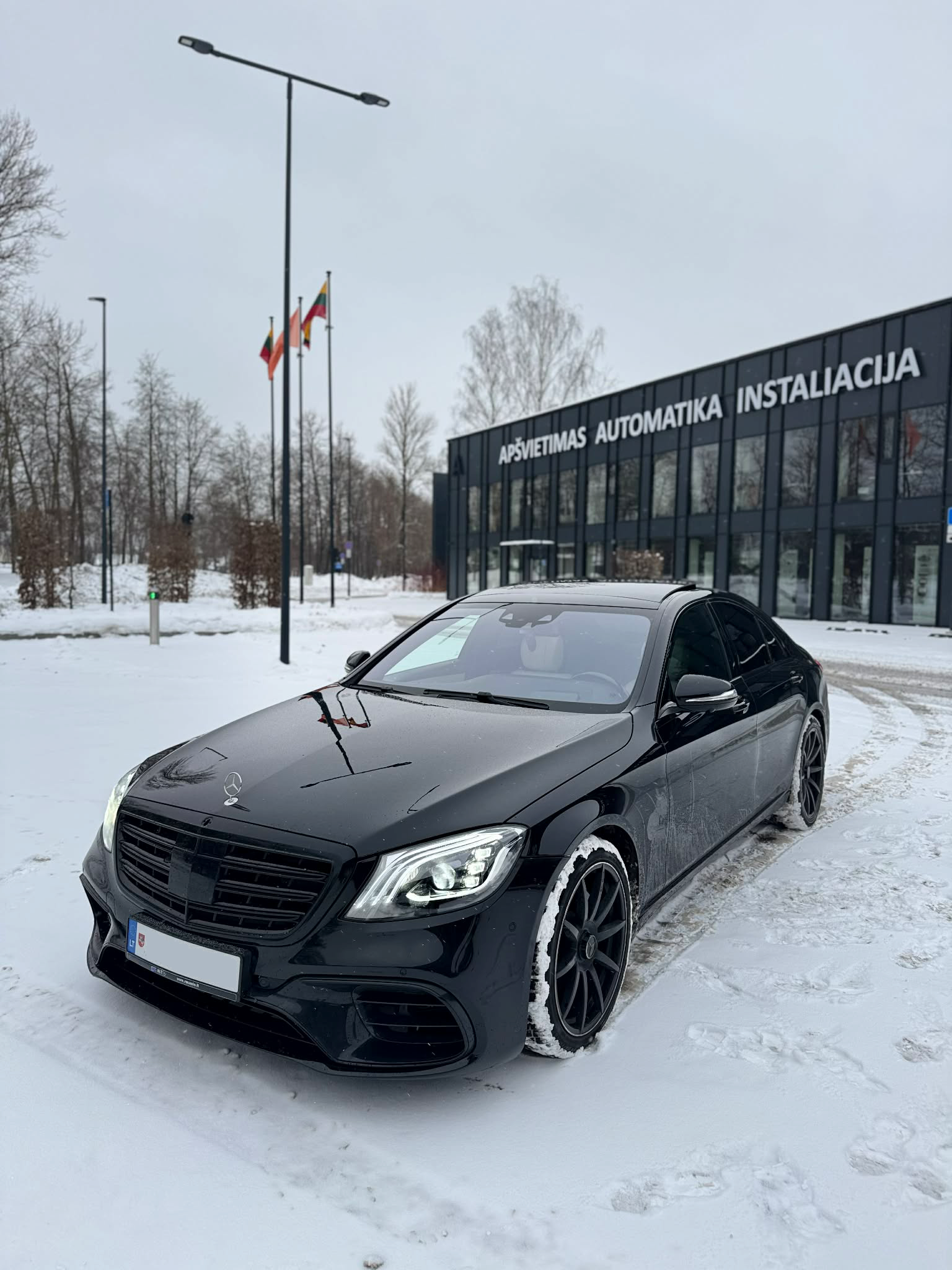 bf98b574-12c7-4218-8c05-13dac037af1c