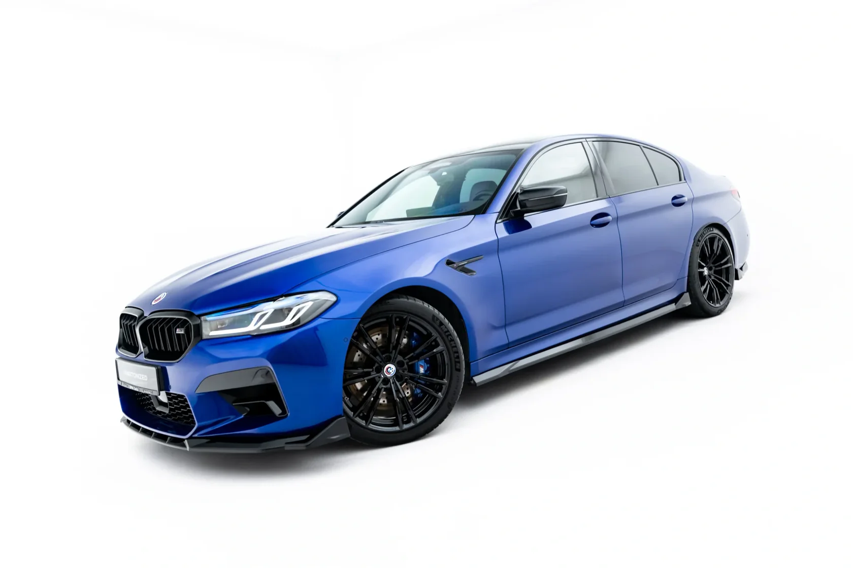 pol_pl_Dokladki-Progow-V-2-BMW-M5-F90-Facelift-23870_1