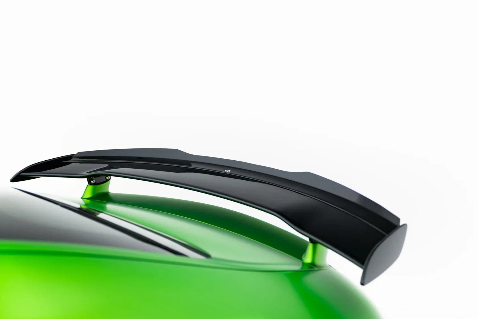 pol_pl_Spoiler-Cap-Mercedes-AMG-GT-R-C190-Facelift-23891_5